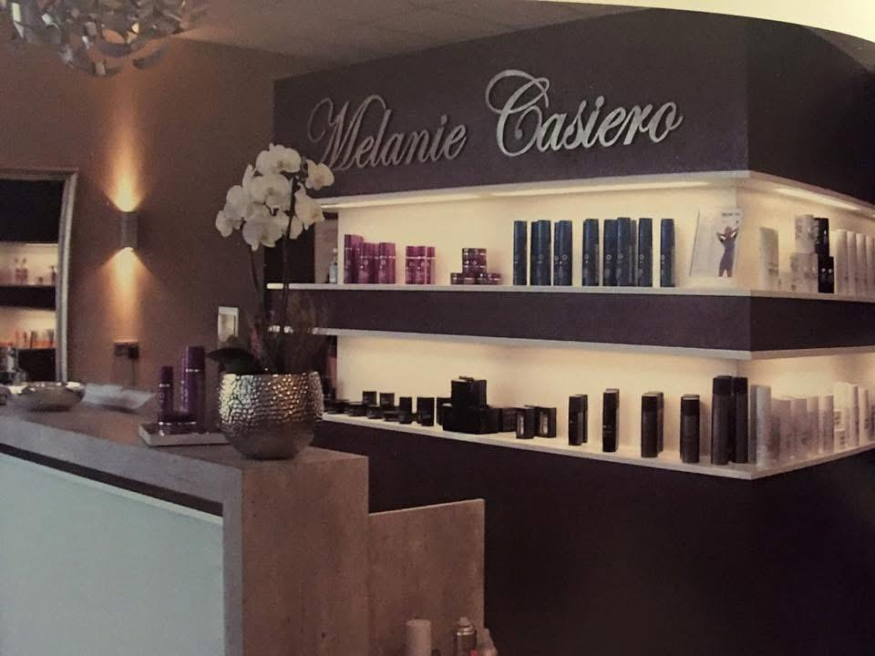 Salon Außenansicht 2